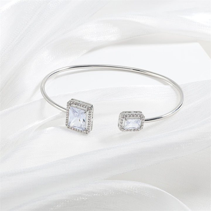 Women's Simple Bracelet Bracelet High-grade Water Drop Inlaid Women's Square Diamond