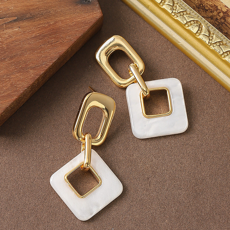 Dignified Hollow Geometric Square Earrings